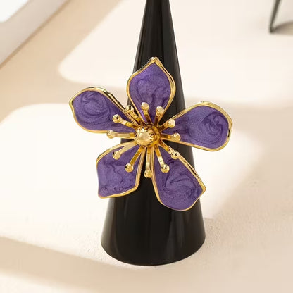 Bague Floral en Émail – Sophistication et Charme pour Chaque Instant