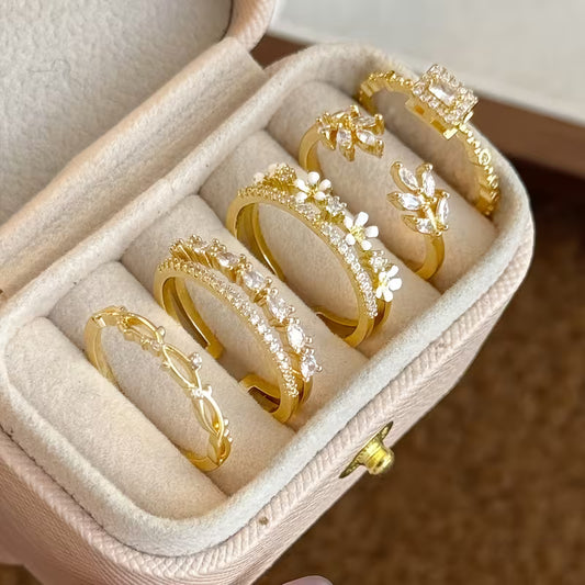 Ensemble de 5 Bagues Élégantes Fleurs et Géométrie – Cuivre et Zircone
