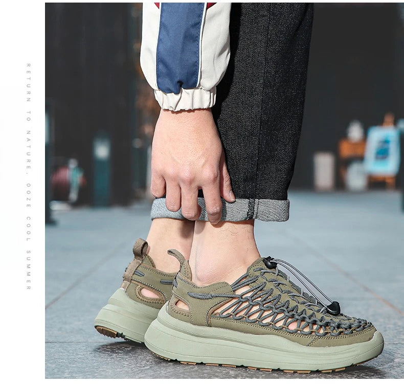 Men's Summer Fashionable Outdoor Sandals Wading Shoes Men's and Women's Beach Shoes These Sandals Are Perfect for The Beach
