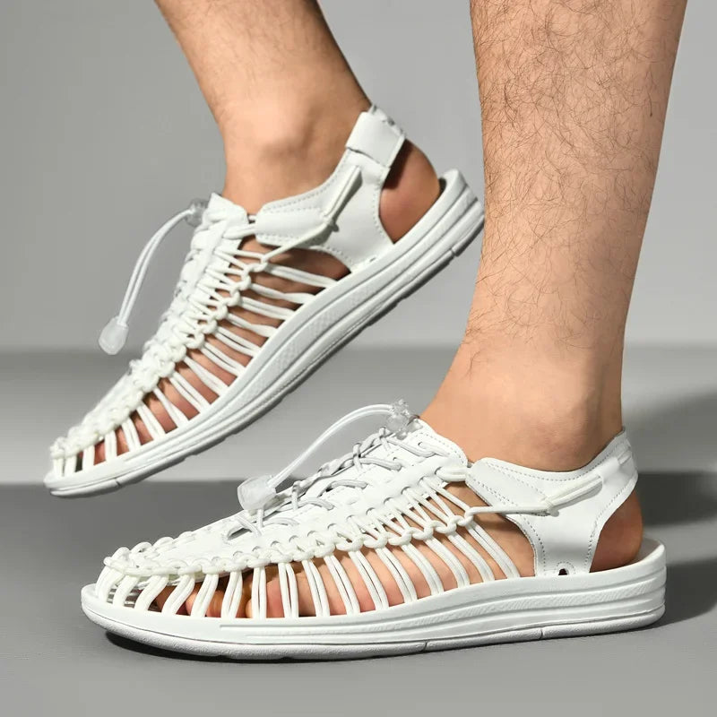 Handwoven Flat Beach Sandals — Breathable Casual Outdoor Sandals for Men & Women