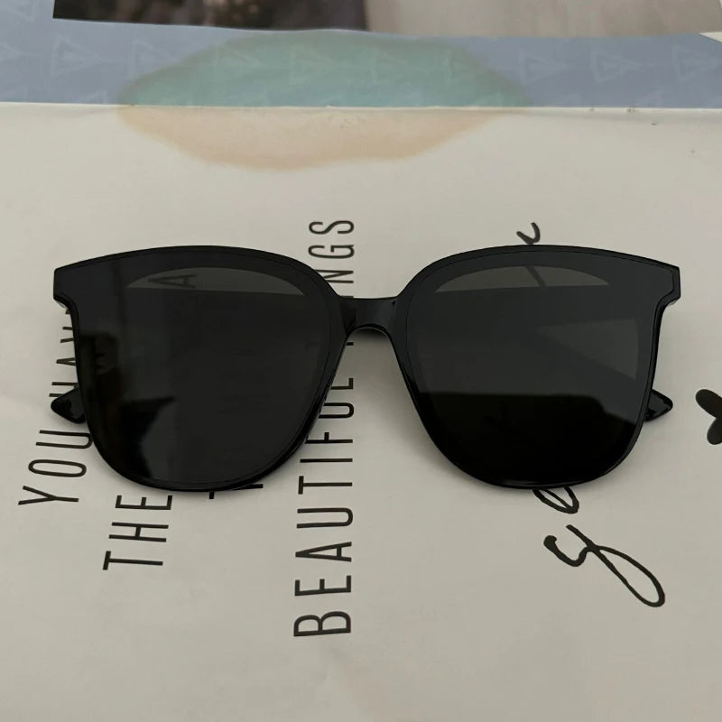 Women's UV Protection Driving Sunglasses — Fashionable Round Frame