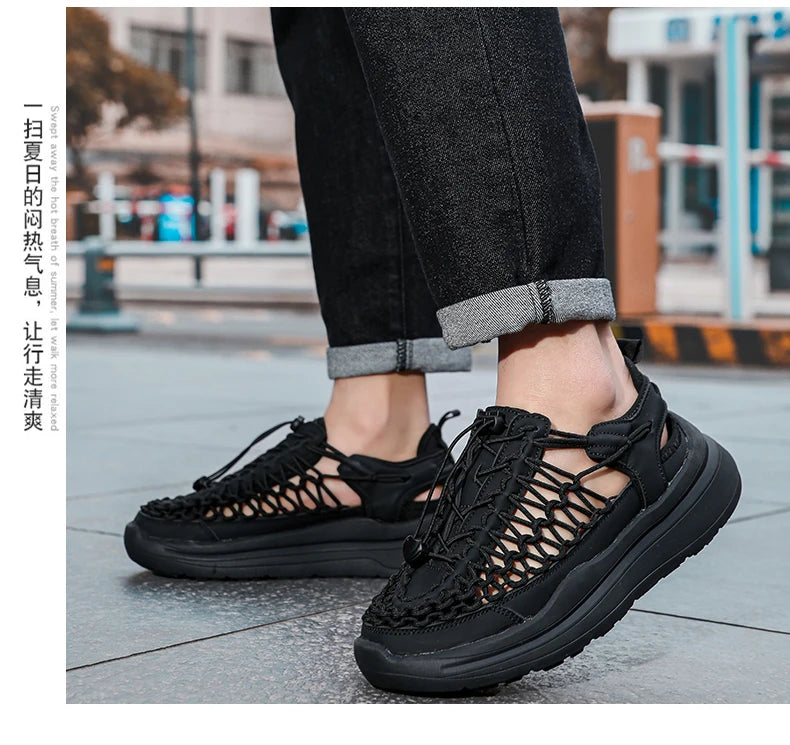 Men's Summer Fashionable Outdoor Sandals Wading Shoes Men's and Women's Beach Shoes These Sandals Are Perfect for The Beach