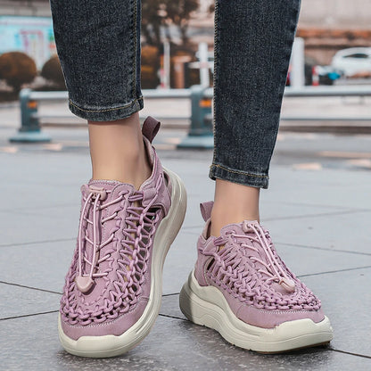 Men's Summer Fashionable Outdoor Sandals Wading Shoes Men's and Women's Beach Shoes These Sandals Are Perfect for The Beach