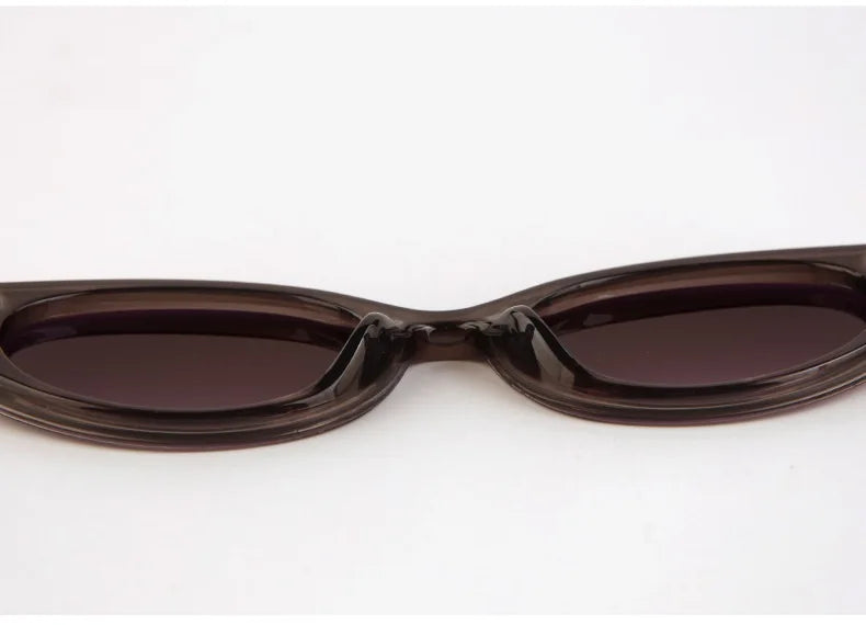 Glamour Oval Sunglasses – Unisex UV400 Gradient Lenses