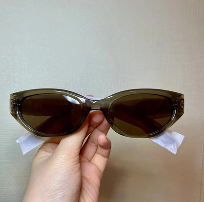 Women's UV Protection Driving Sunglasses — Fashionable Round Frame