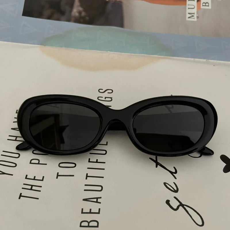 Women's UV Protection Driving Sunglasses — Fashionable Round Frame