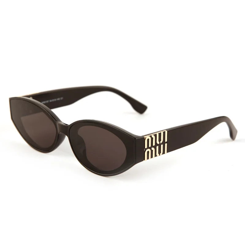 Glamour Oval Sunglasses – Unisex UV400 Gradient Lenses