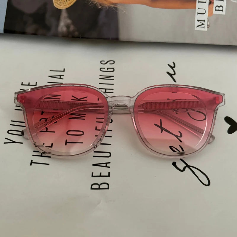 Women's UV Protection Driving Sunglasses — Fashionable Round Frame