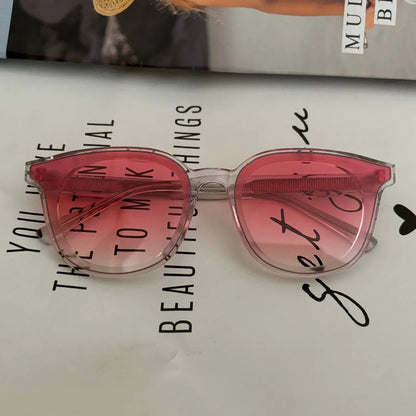 Women's UV Protection Driving Sunglasses — Fashionable Round Frame