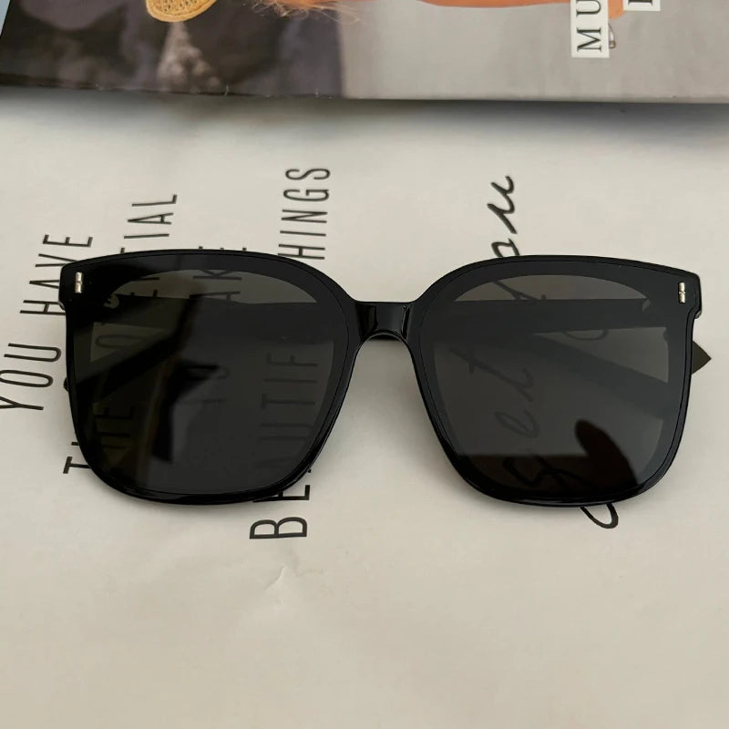 Women's UV Protection Driving Sunglasses — Fashionable Round Frame
