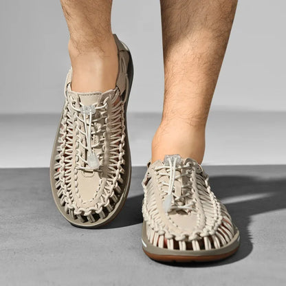 Handwoven Flat Beach Sandals — Breathable Casual Outdoor Sandals for Men & Women
