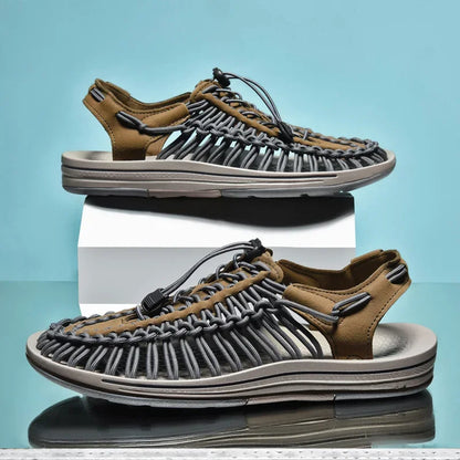 Handwoven Flat Beach Sandals — Breathable Casual Outdoor Sandals for Men & Women
