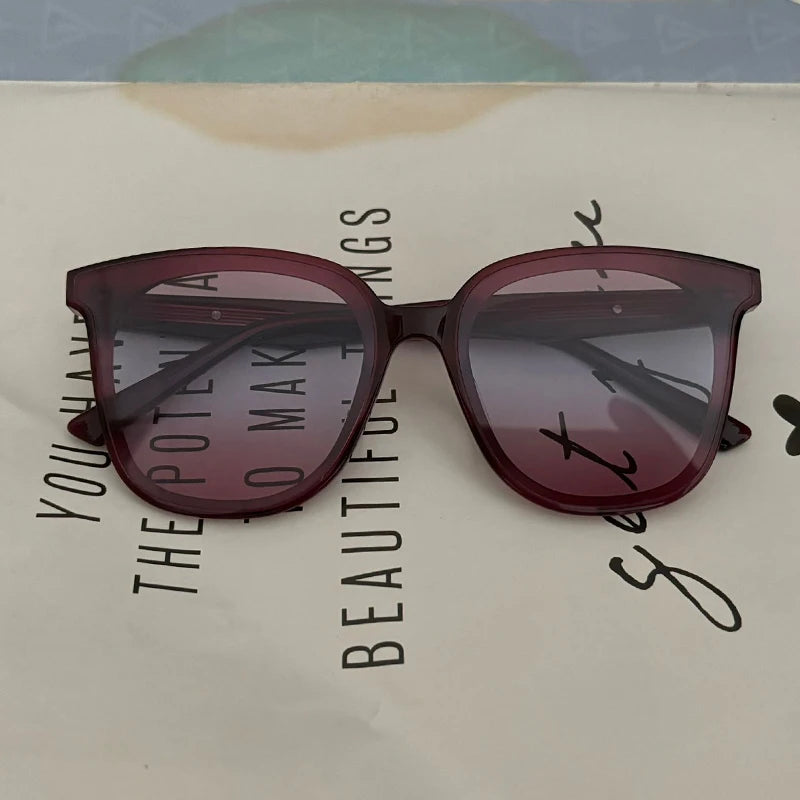 Women's UV Protection Driving Sunglasses — Fashionable Round Frame
