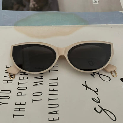 Women's UV Protection Driving Sunglasses — Fashionable Round Frame