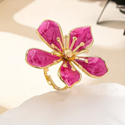 Bague Floral en Émail – Sophistication et Charme pour Chaque Instant